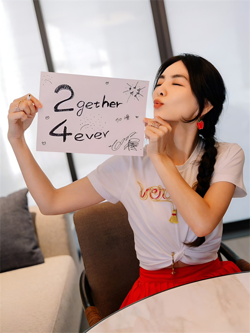 2_4、Ella陈嘉桦_看图王.jpg